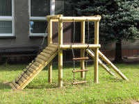 Materiální podmínky